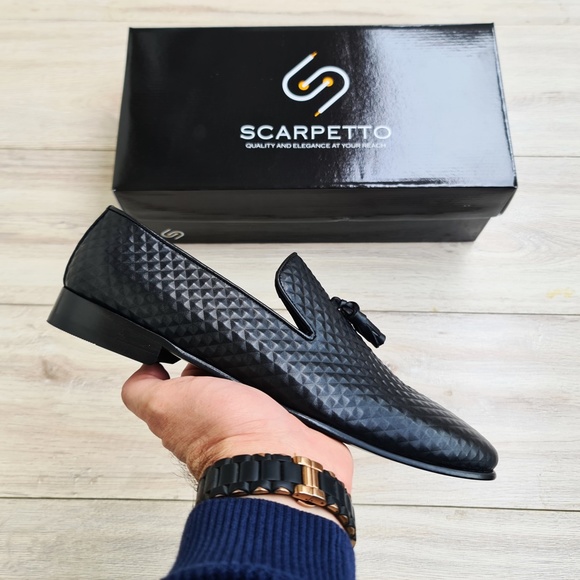 Premium Leather Spiky Men's Loafer - Picture 3 of 7